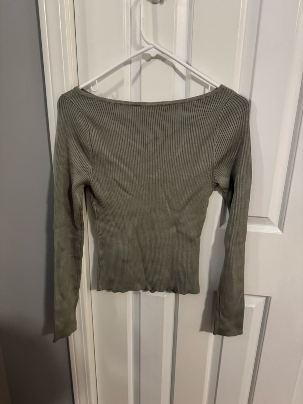 Abercrombie & Fitch Ribbed Keyhole Sweaters - Olive Green & Raspberry - Picture 3 of 8